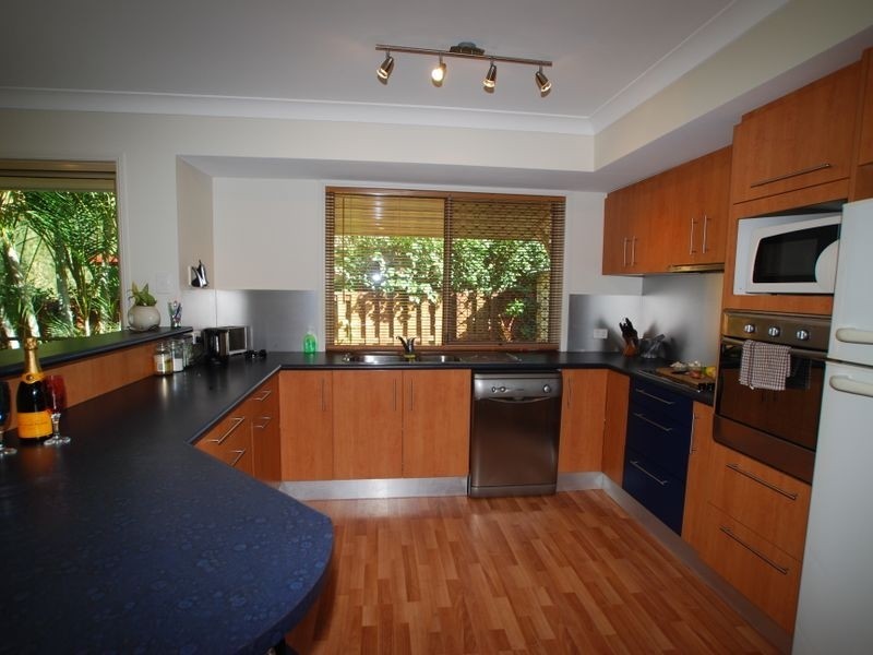 27 Silkwood Dr, Noosaville QLD 4566