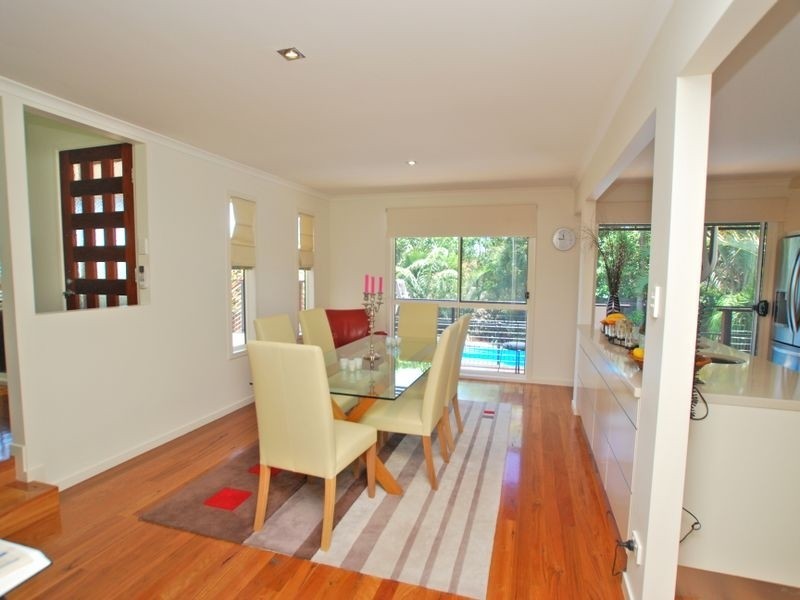 34 Comet Dr, Sunrise Beach QLD 4567