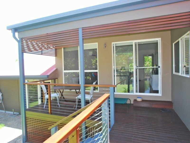 34 Comet Dr, Sunrise Beach QLD 4567