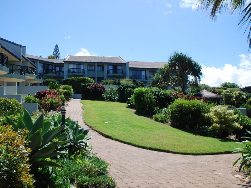 11/2 Orealla Cr, Sunrise Beach QLD 4567