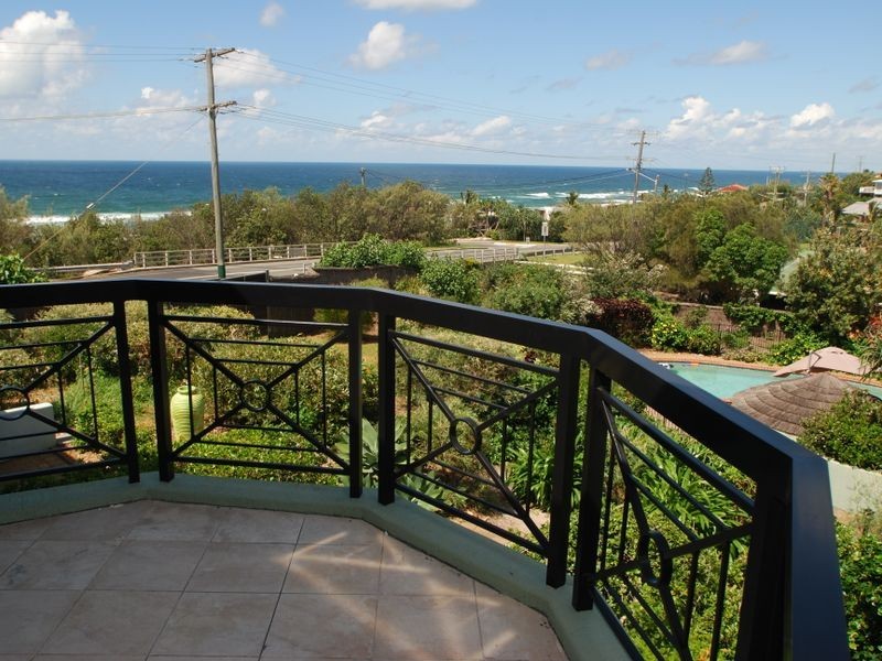 11/2 Orealla Cr, Sunrise Beach QLD 4567