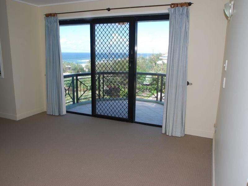 11/2 Orealla Cr, Sunrise Beach QLD 4567