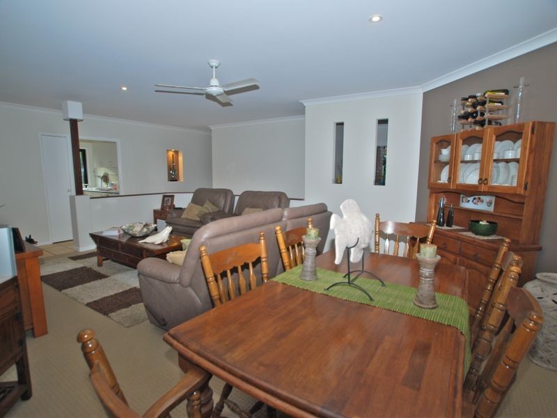 108 Illoura Pl, Cooroibah QLD 4565