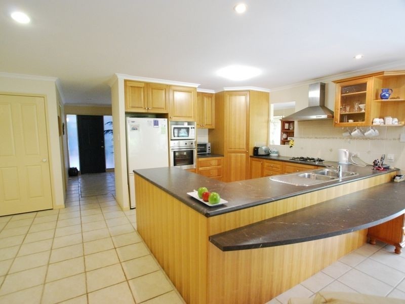 42 Tedford Drive, Tewantin QLD 4565