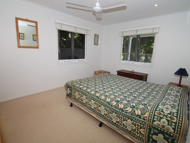 4 Mainsails Sq, Noosa Heads QLD 4567