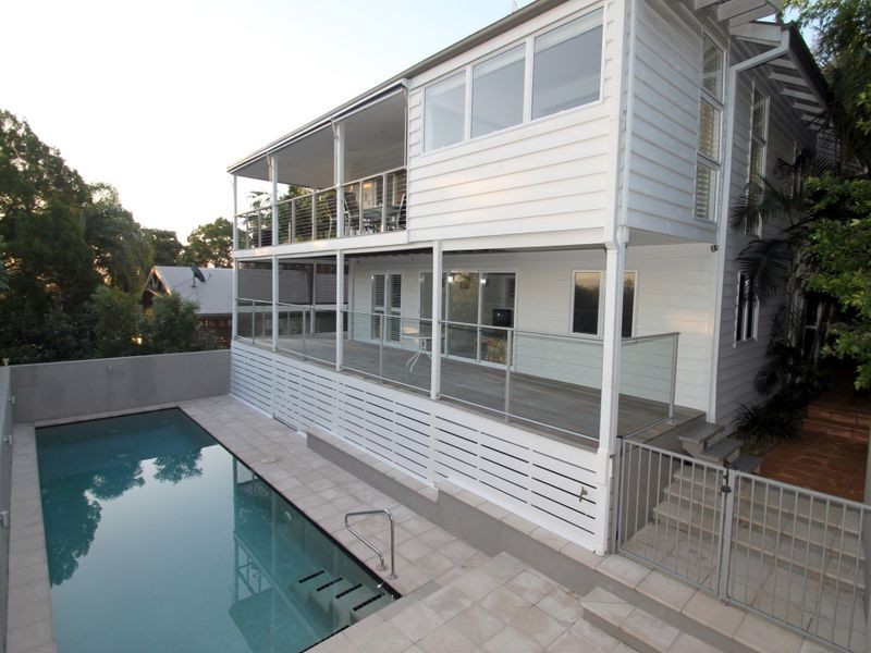 4 Mainsails Sq, Noosa Heads QLD 4567