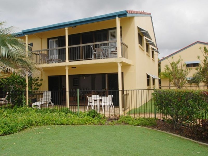 7/2 Pilchers Ga, Sunshine Beach QLD 4567