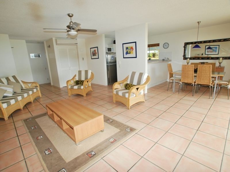 7/2 Pilchers Ga, Sunshine Beach QLD 4567