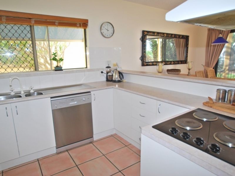 7/2 Pilchers Ga, Sunshine Beach QLD 4567