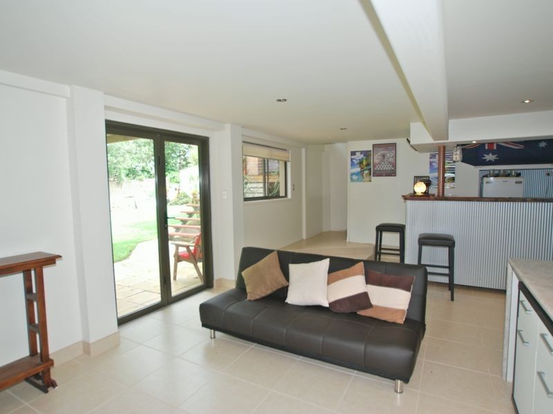 16 Maple Av, Tewantin QLD 4565