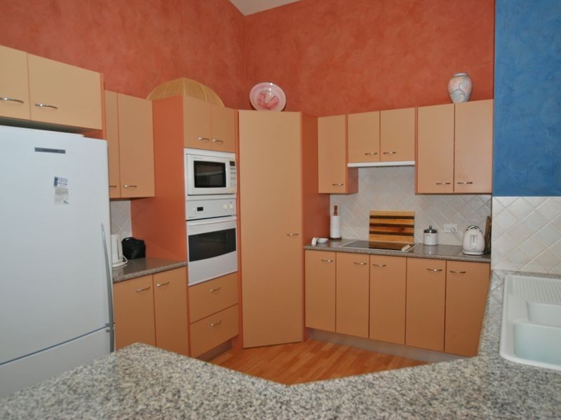 1 Moonbeam Cr, Castaways Beach QLD 4567