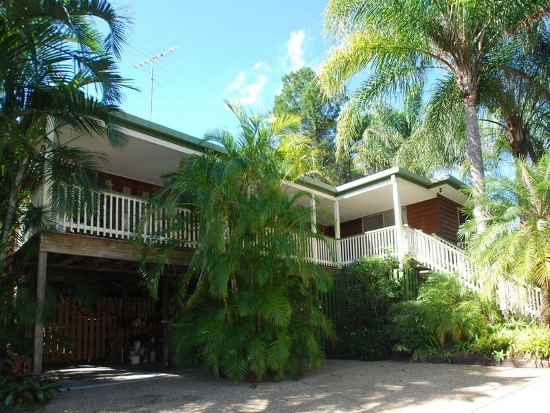 29 Leslie Dr, Noosa Heads QLD 4567
