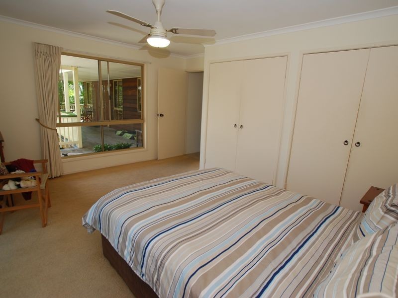 29 Leslie Dr, Noosa Heads QLD 4567