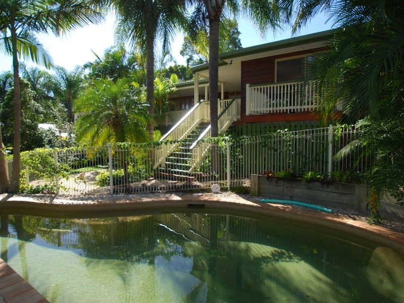 29 Leslie Dr, Noosa Heads QLD 4567