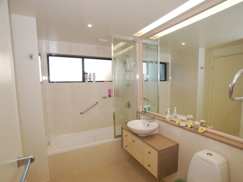 828/61 Noosa Springs Drive, Noosa Heads QLD 4567