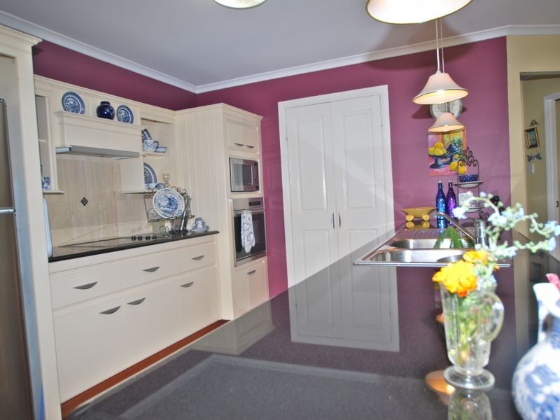 13 Hector St, Boreen Point QLD 4565