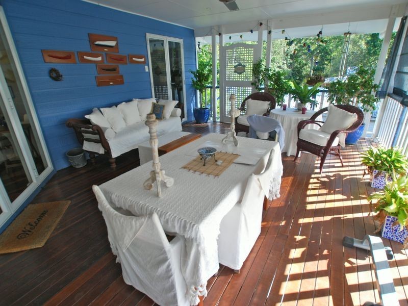 13 Hector St, Boreen Point QLD 4565