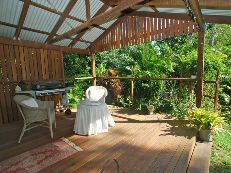 13 Hector St, Boreen Point QLD 4565