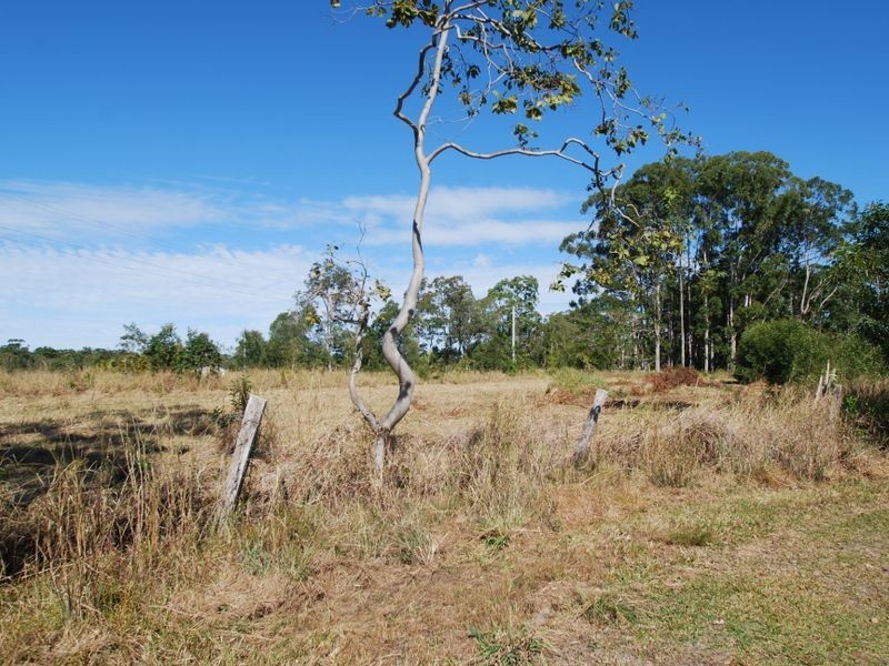 9 Cootharaba Downs Rd, Boreen Point QLD 4565