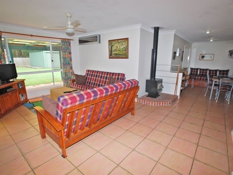 57 Griffith Av, Tewantin QLD 4565