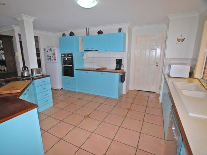 57 Griffith Av, Tewantin QLD 4565