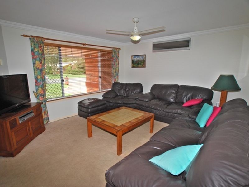 57 Griffith Av, Tewantin QLD 4565