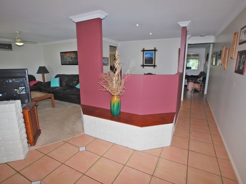 57 Griffith Av, Tewantin QLD 4565