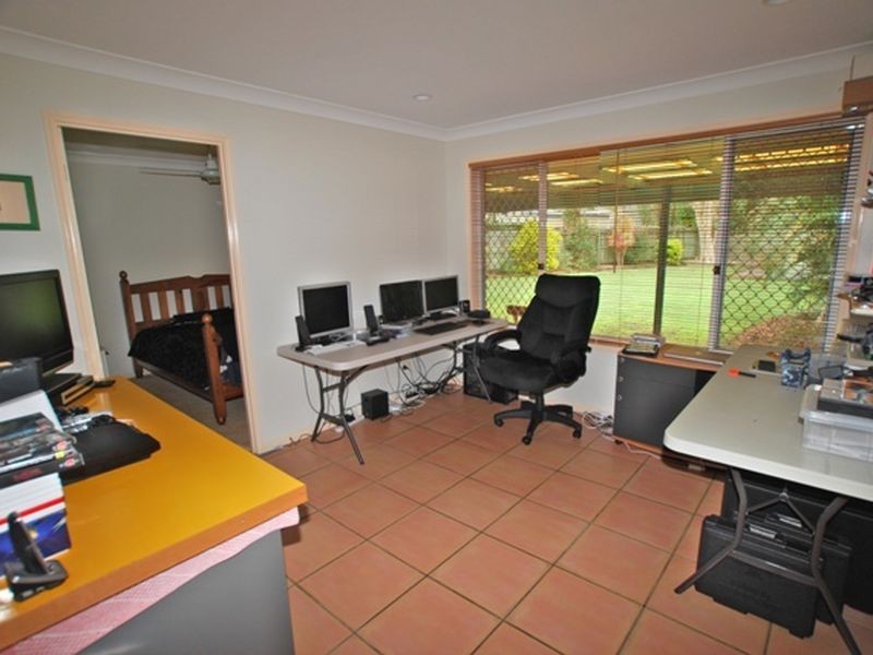 57 Griffith Av, Tewantin QLD 4565