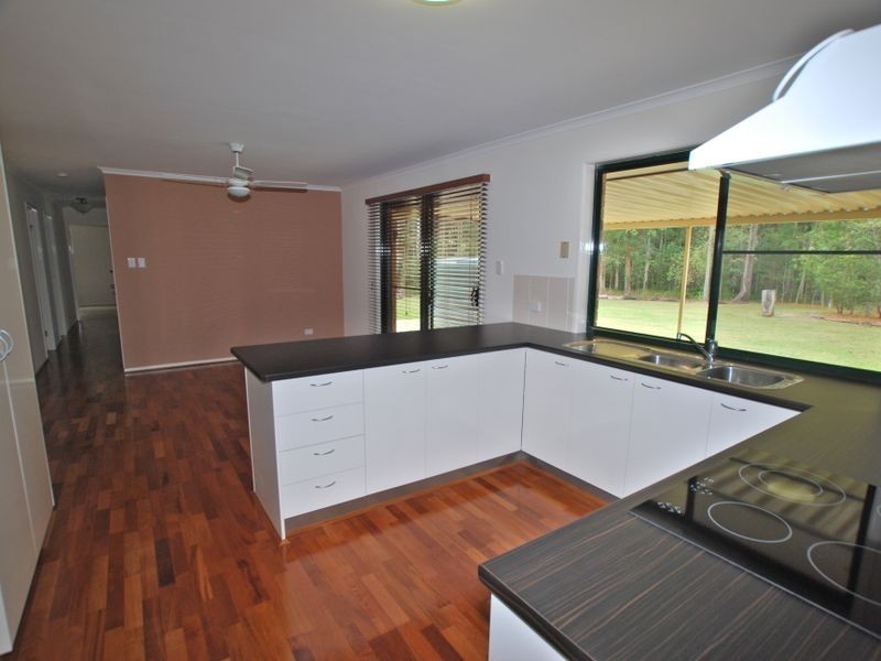 19 Blackbean Court, Black Mountain QLD 4563