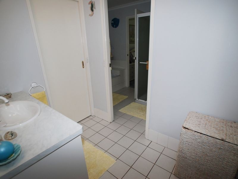 16 Avron Cl, Tewantin QLD 4565
