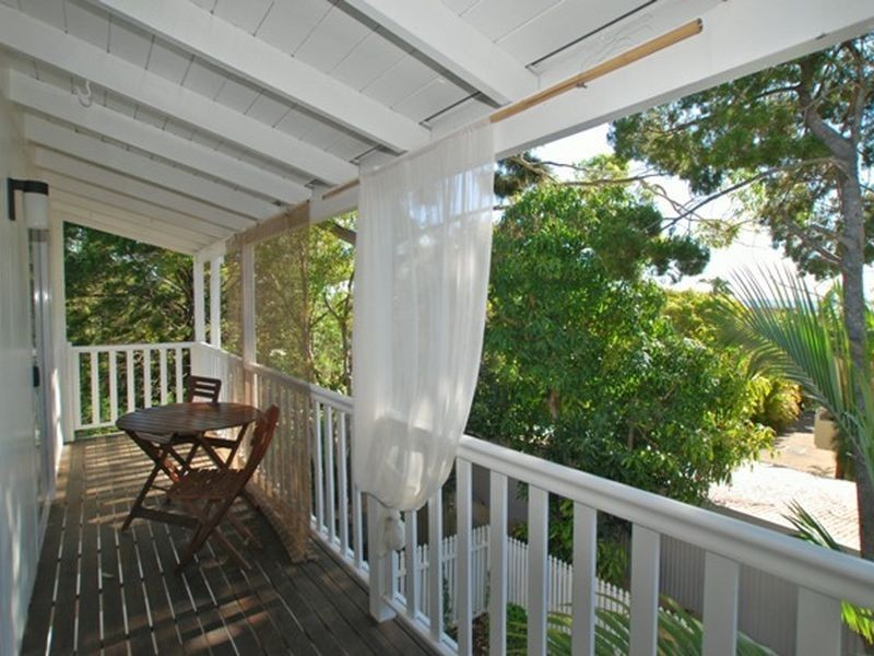 2/5 Attunga Ht, Noosa Heads QLD 4567