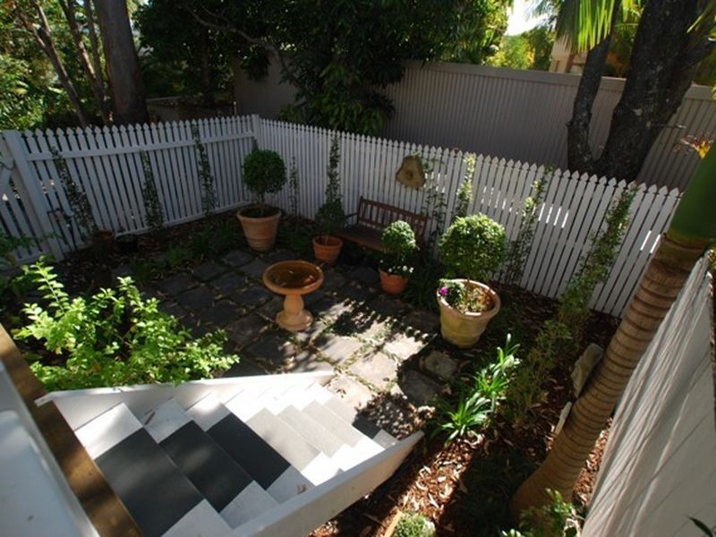 2/5 Attunga Ht, Noosa Heads QLD 4567