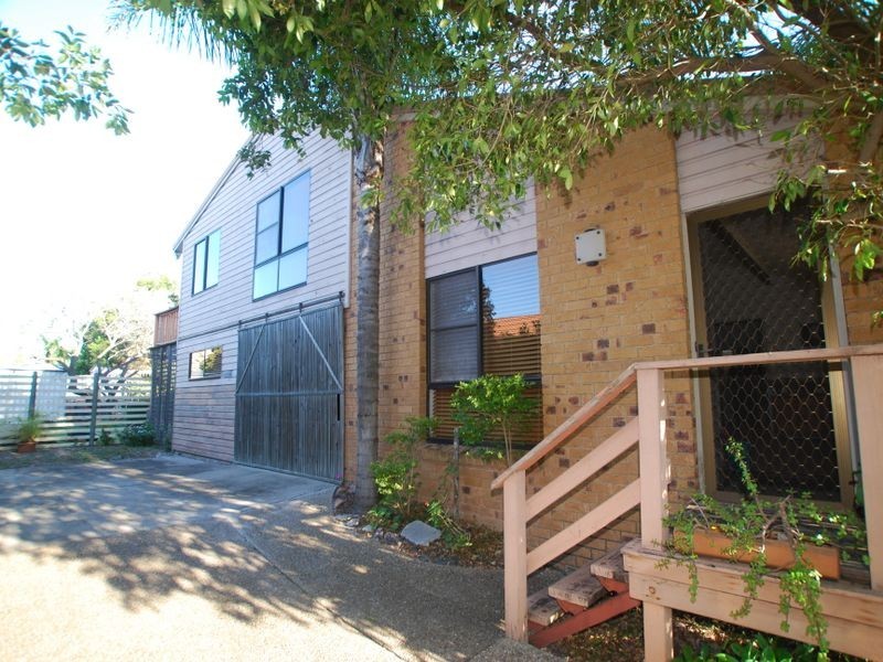 8 Orcades St, Sunrise Beach QLD 4567