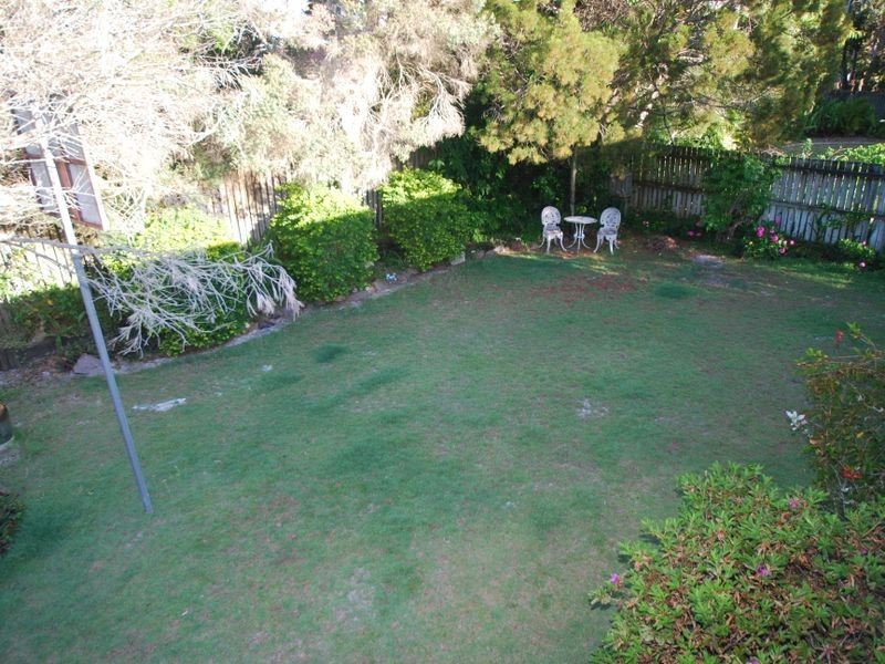 8 Orcades St, Sunrise Beach QLD 4567