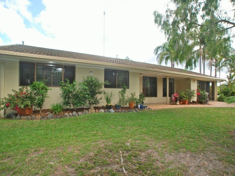 11 Muirfield Cr, Tewantin QLD 4565