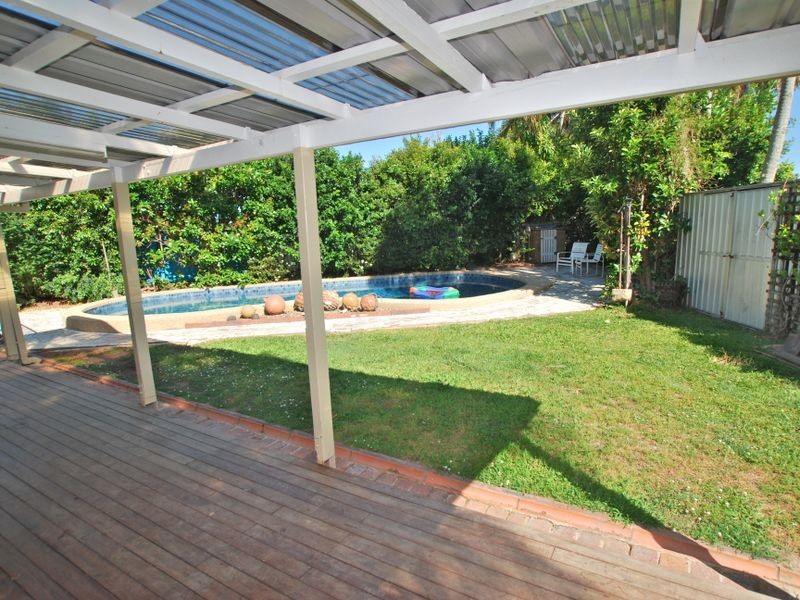 11 Muirfield Cr, Tewantin QLD 4565