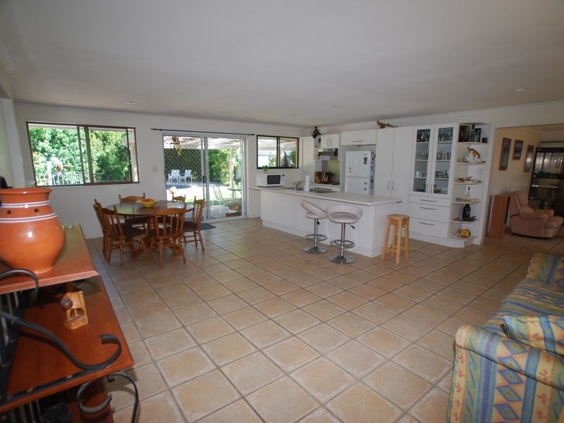 11 Muirfield Cr, Tewantin QLD 4565