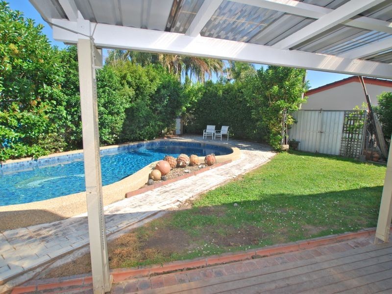 11 Muirfield Cr, Tewantin QLD 4565