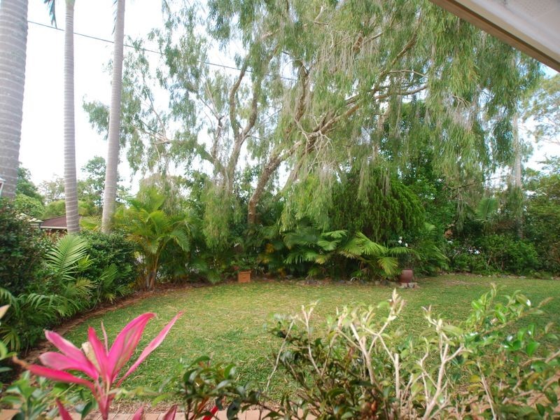 11 Muirfield Cr, Tewantin QLD 4565