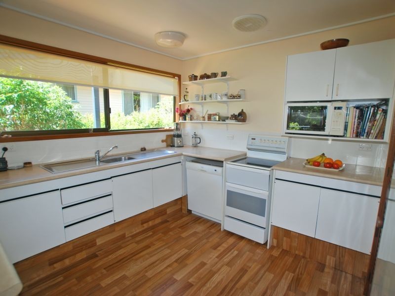 11 Attunga Ht, Noosa Heads QLD 4567