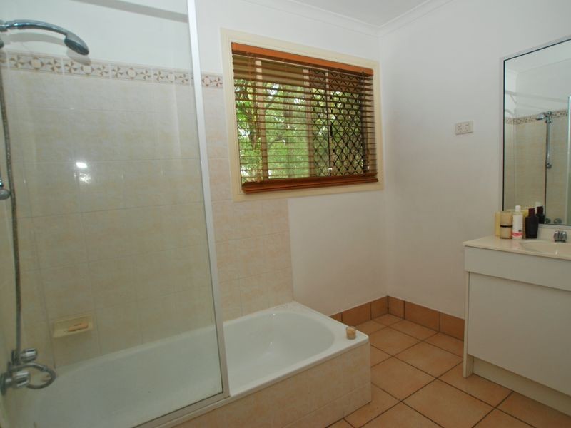 16 Lilly Pilly Pl, Noosaville QLD 4566