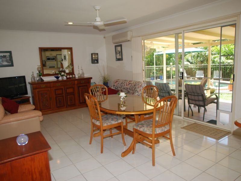 19 Wattle St, Tewantin QLD 4565