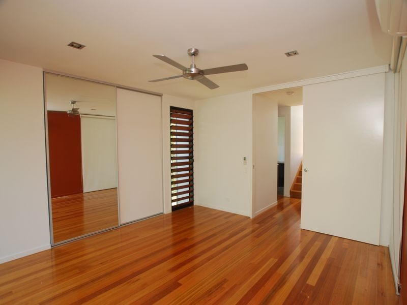 House 32/90 Beach Road, Boreen Point QLD 4565