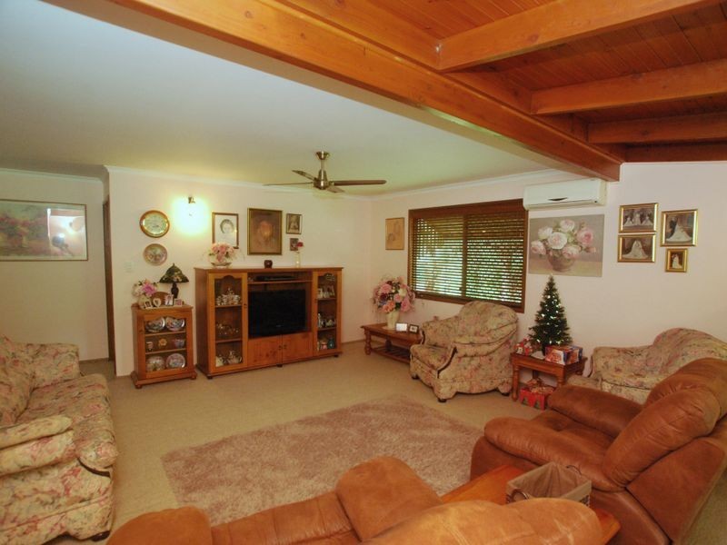 4 Val Cr, Noosaville QLD 4566