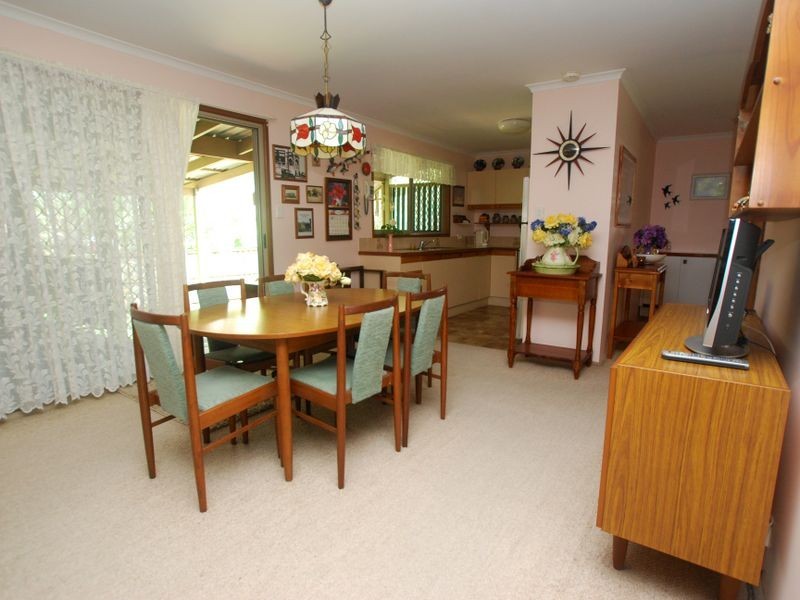 4 Val Cr, Noosaville QLD 4566