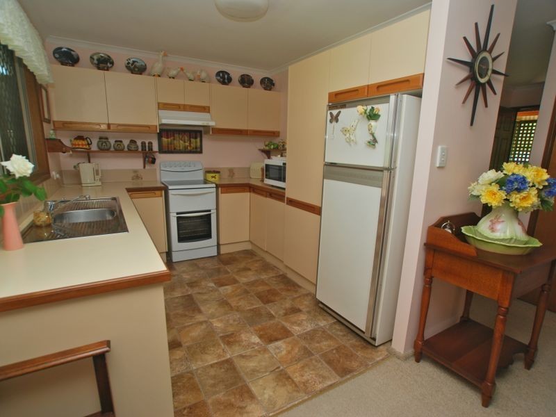 4 Val Cr, Noosaville QLD 4566