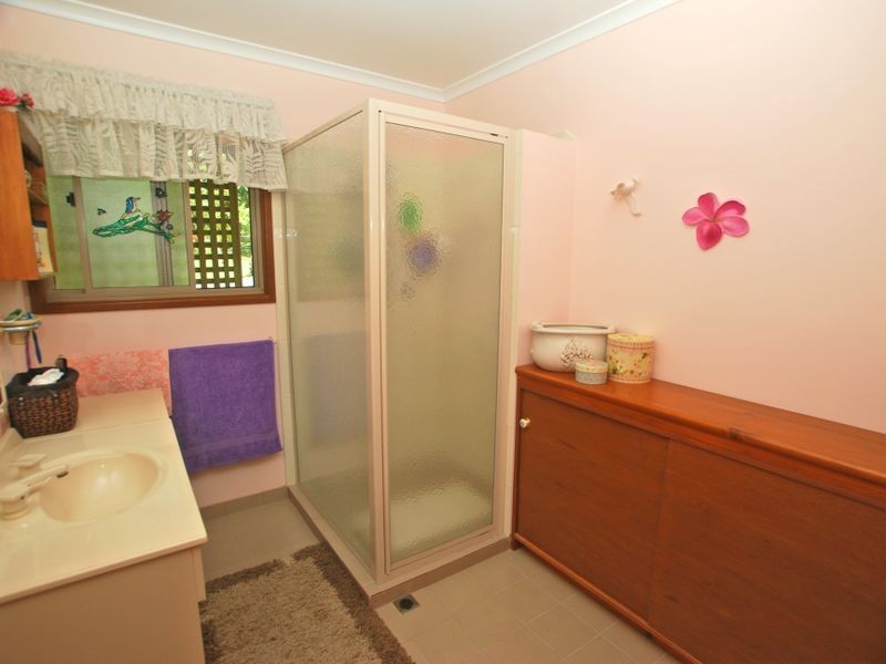 4 Val Cr, Noosaville QLD 4566