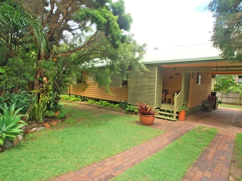 4 Val Cr, Noosaville QLD 4566