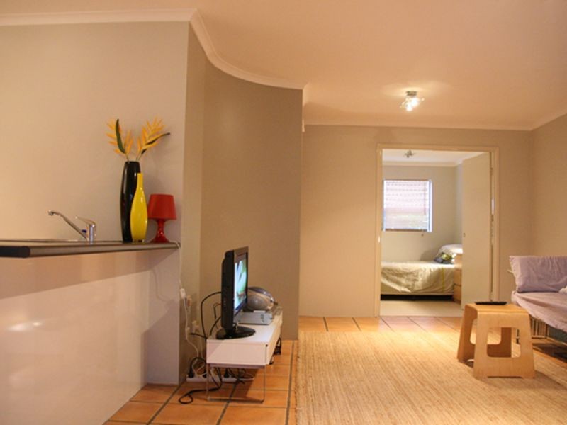 11/24 Lake Weyba Dr, Noosaville QLD 4566