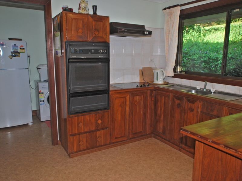 10 Hideaway La, Tinbeerwah QLD 4563